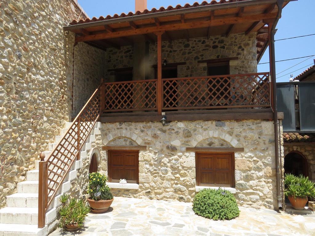 Mystras Inn Экстерьер фото