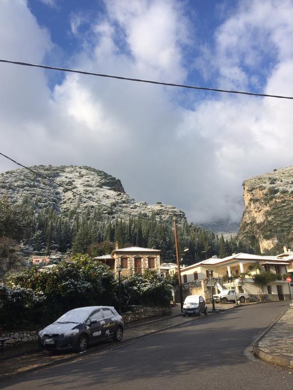 Mystras Inn Экстерьер фото